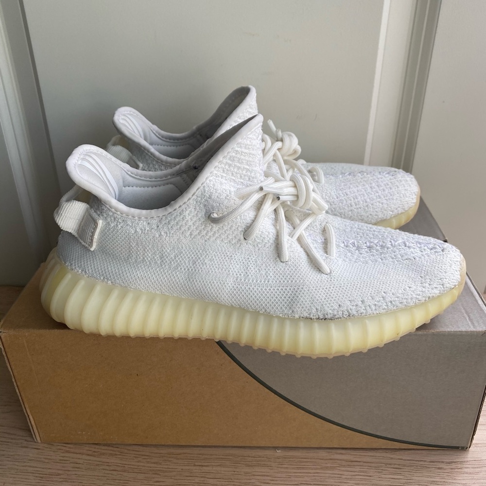 Adidas Yeezy Boost 350 V2 Cream White/Triple White- SZ 7 M- W 8.5 - Picture 5 of 16